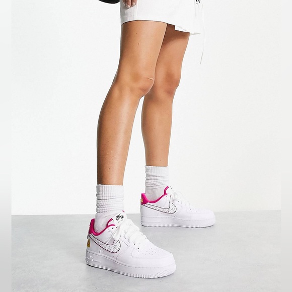 NWT Nike Air Force 1 Dragon Fruit Sneakers + BONUS knit, produce bag! Size 12 w - Picture 2 of 16